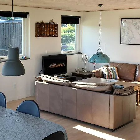 Three-bedroom Holiday In Faaborg 7 *